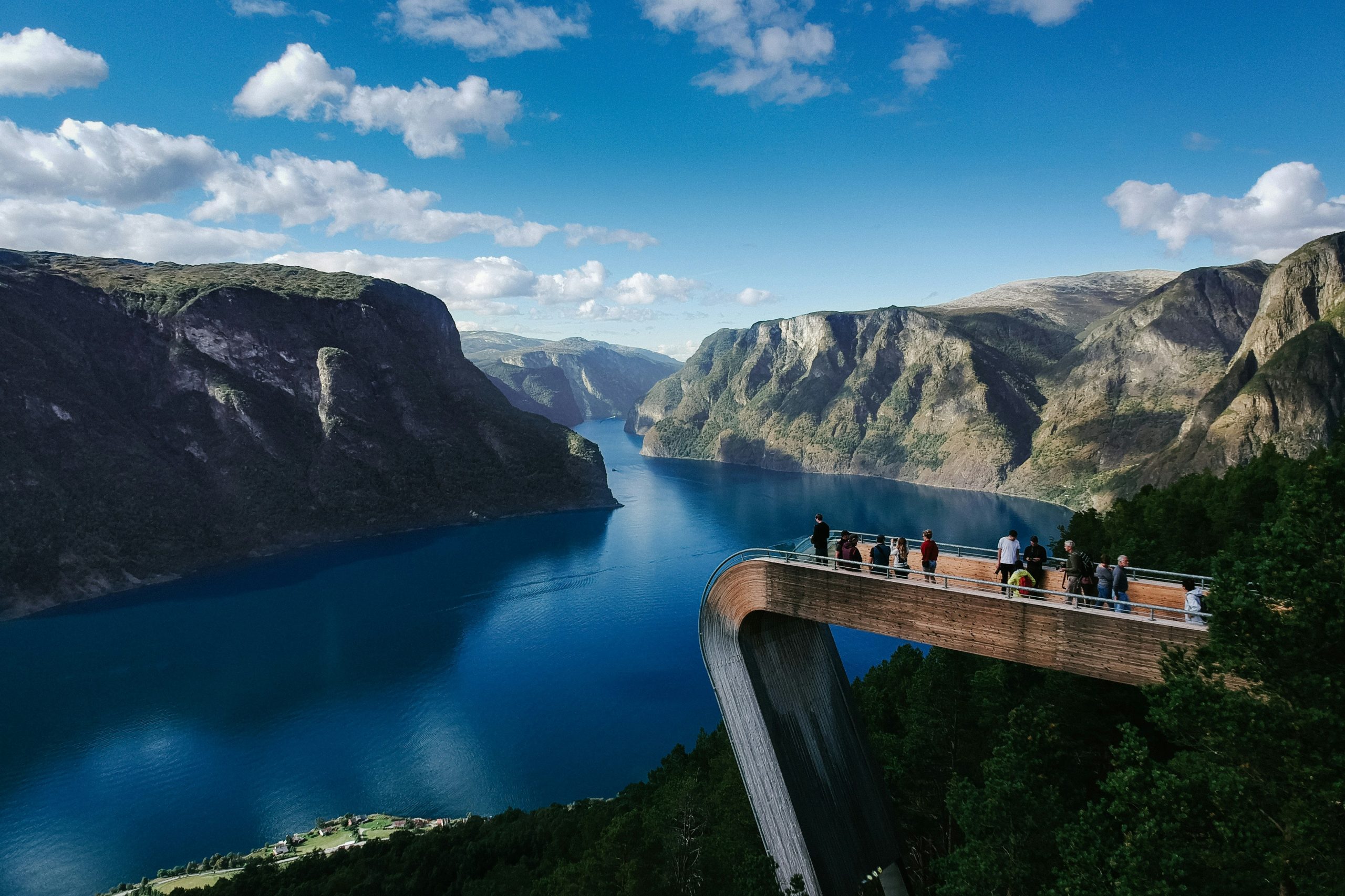explore the breathtaking beauty of norway's fjords, where steep cliffs, crystal-clear waters, and dramatic landscapes await. discover the untouched natural wonders of this scandinavian paradise.