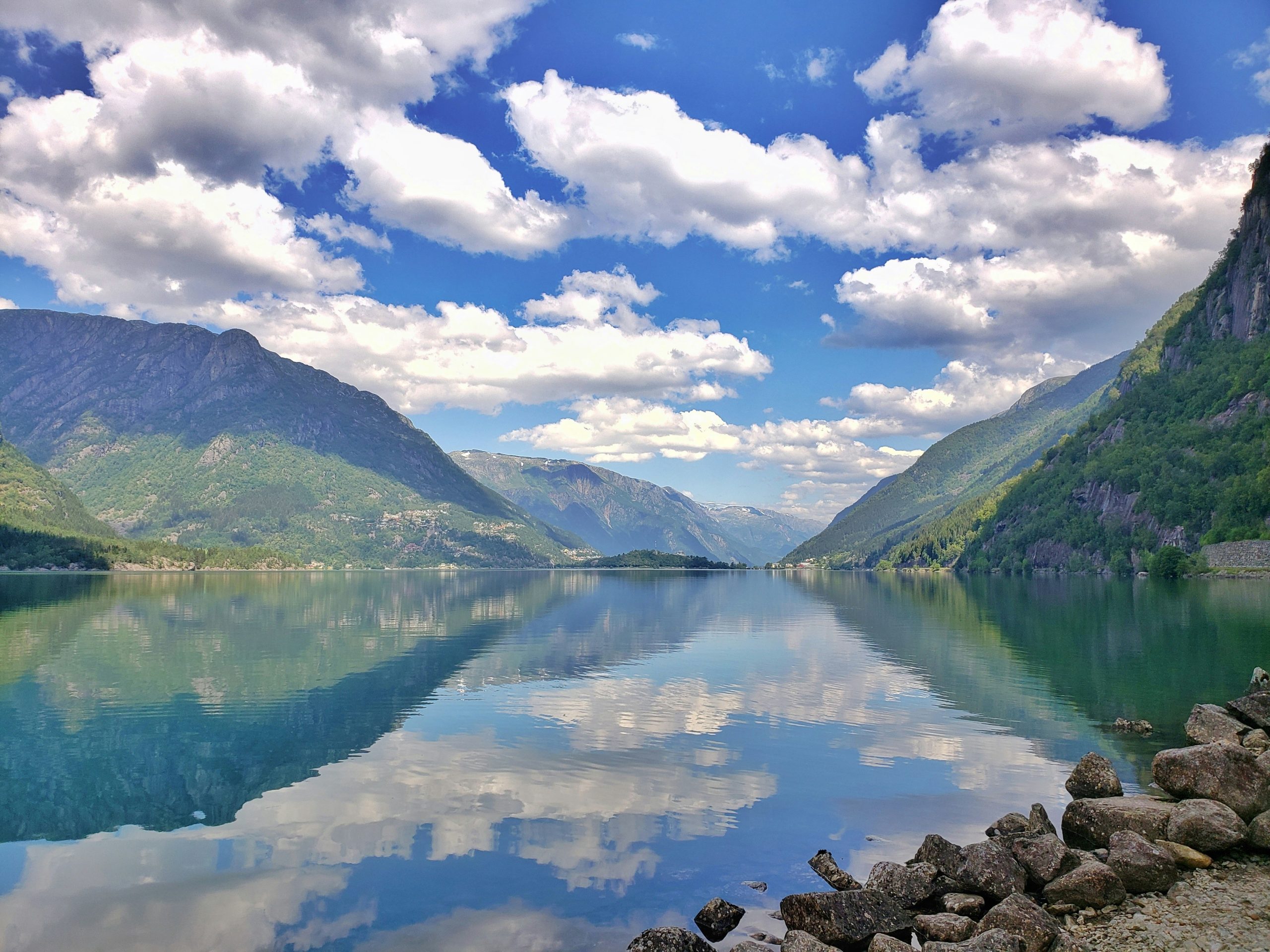 explore the breathtaking beauty of fjords and experience an unforgettable journey through stunning landscapes.